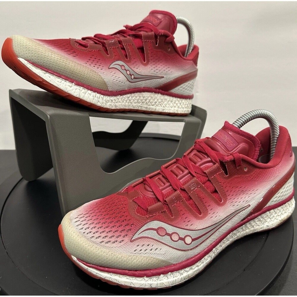 Saucony Freedom ISO Womens Size 8 Pink White Running Shoes S10355-5
